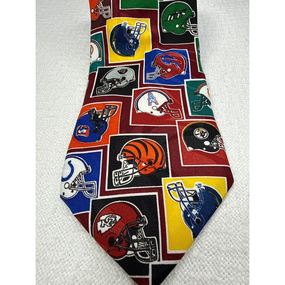 Vintage Surrey NFL Football Team Helmets All Over Print Neck‎ Tie